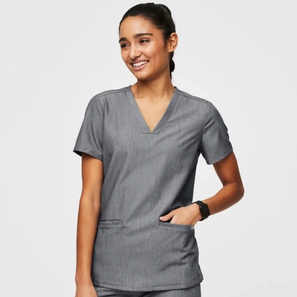 FIGS Casma Three-Pocket Gray Scrub Top